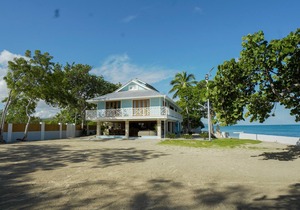Villa Arena Beach Front 🌟Best in Punta Rucia