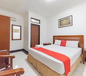 Reddoorz Buah Batu 