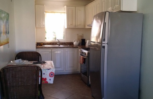 El Batey Apartment | 1-BD condo in central Sosua, pool/Wi-Fi/cable TV, guest-friendly