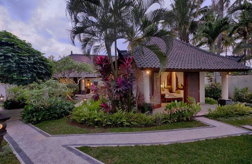 Saba Villa | 1000 m² Villa ∙ 4 bedrooms ∙ 8 guests