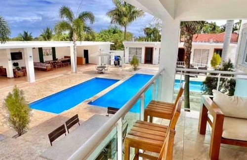 La Mulata Villa | 12 bedroom Villa with Heated Jacuzzi