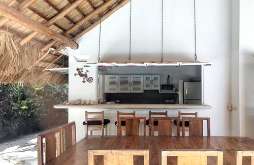 La Iglesia House | 160 m² House ∙ 4 bedrooms ∙ 8 guests