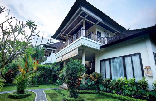 Penestanan Resort | 200 m² Resort ∙ 8 guests