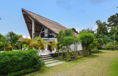 Umeanyar Villa | 250 m² Villa ∙ 4 bedrooms ∙ 8 guests