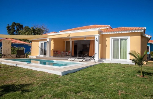Sosua Villa | 2BD Guest-friendly villa in beachfront resort with tennis/basket/gym!