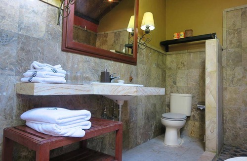 Lodtunduh Villa | 35 m² Villa ∙ 3 bedrooms ∙ 6 guests