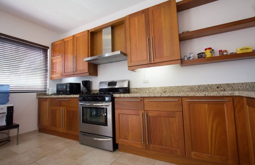El Batey Apartment | 3BD 3BD top-floor condo in beachfront kids-friendly residence, near everything