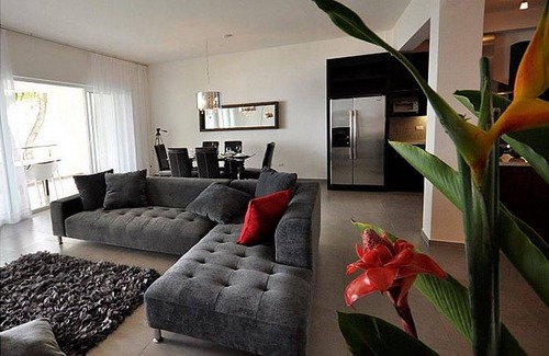 El Batey Apartment | 3BD kids-friendly residence on the beach, steps from shops and restaurants