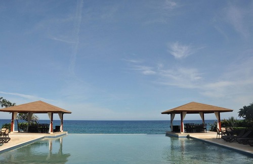 Sosua Villa | 3BD Villa in gated beachfront resort with gym/pool/tennis/basket/spa/restaurant