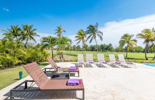 Bavaro Villa | 464 m² Villa ∙ 5 bedrooms ∙ 10 guests
