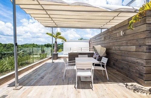 Las Terrenas Apartment | 5 star BEACHVIEW PH W/ROOFTOP TERRACE &JACUZZI