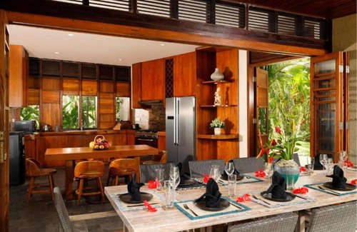 Suraberata Villa | 500 m² Villa ∙ 5 bedrooms ∙ 10 guests