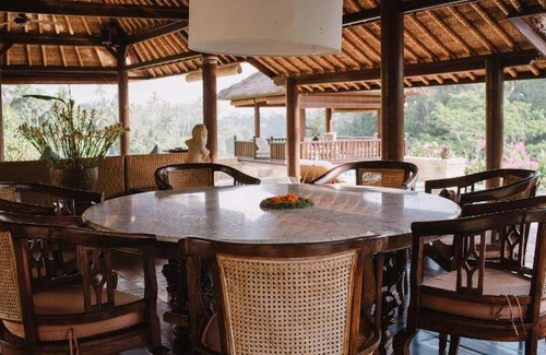Melayang Villa | 550 m² Villa ∙ 4 bedrooms ∙ 12 guests