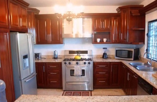 Los Cerros Villa | 5BD villa on top of the hill, sea views, pool/Wi-Fi/cable TV/parking