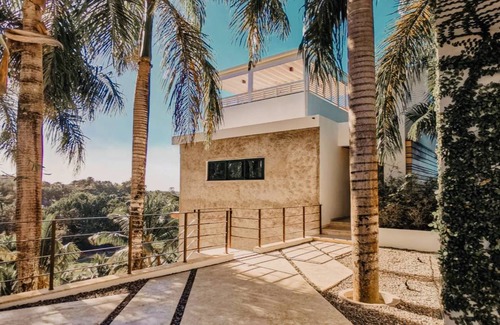Las Terrenas Villa | 650 m² Villa ∙ 7 bedrooms ∙ 16 guests