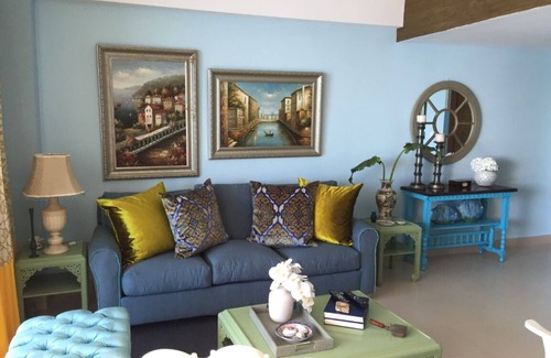 Gascue Apartment | Apartment with pool and beach.