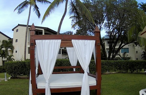 Los Maestros Apartment | Apartments at San Marino Playa Dorada