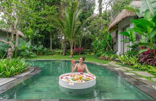 Melayang Villa | Brand new Luxury 3BR villa Ethnic Ubud # 1