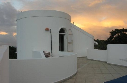 La Mulata Apartment | Budget room in Dominican house with pool
