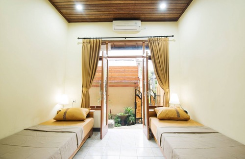Pengosekan Hostel | Bulan Bali Guest House
