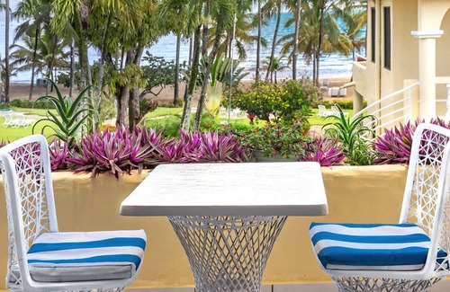 Cabarete Apartment | Cabarete beach studio near shops, with pool/air conditioning/balcony/Wi-Fi