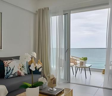 Juan Dolio - El Pueblo Apartment | Caribbean Sunrise View, Beachfront Apartment.