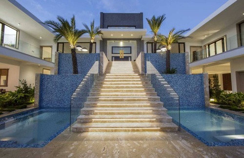 Casa de Campo Villa | CASA IN | Modern Villa: GYM, SPA & Cinema | Casa De Campo