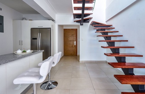 Lope De Vega Apartment | · Central Park Pent House | Near Agora Mall