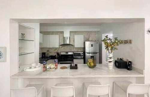 Playa Bibijagua Apartment | Charming 2 Bedroom Apartment with Pool