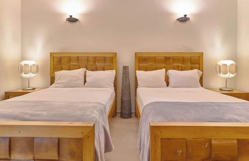 Juan Dolio - El Pueblo Villa | Tropical Villa Pool Golf Course View Juan Dolio 11 Pax