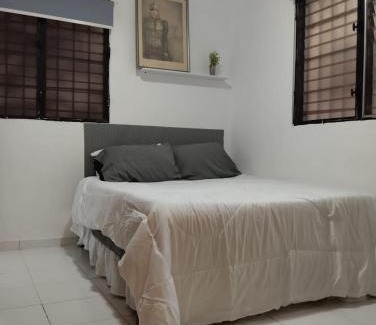 Gascue Apartment | Downton Inn