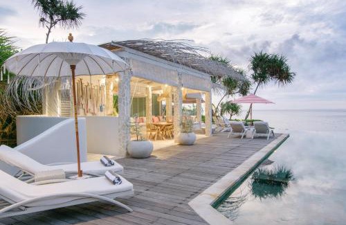 Mushroom Bay Villa | Driftwood Villas Lembongan