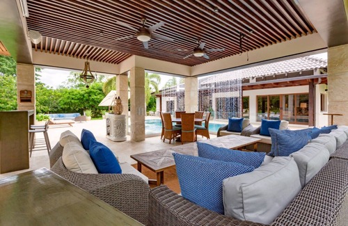Casa de Campo Villa | Espectacular villa en Las Cañas