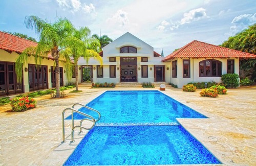 Casa de Campo Resort | Five Bedroom Classic Villa