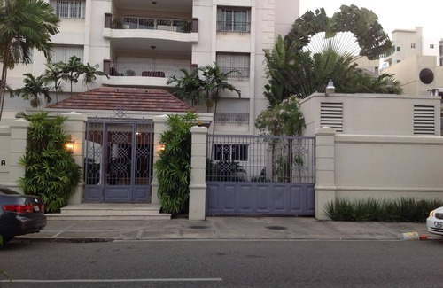 Downtown Santo Domingo Condo | *For Sale* or *Year Lease* Luxury Condo/City Center Sto Dgo/3 Suites/Sleeps 6