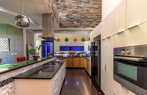 El Batey Villa | Guest-friendly 9BD/9BA party complex in central Sosua