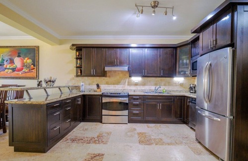 El Batey Apartment | Hispaniola Beach 3A1 Condo 2 BD Oceanfront