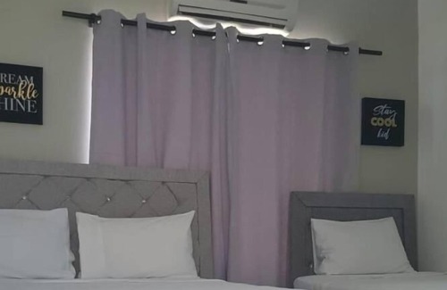 Centro House | Hotel Casa Docia - Double Room With Balcony 2 adults 1 child - 1