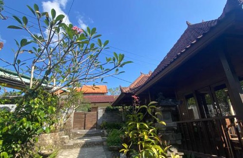 Mushroom Bay Resort | Lembah Bhucarya