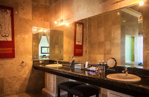 Kampial Villa | Lovely Two Bedroom Villa with Private Swimming Pool