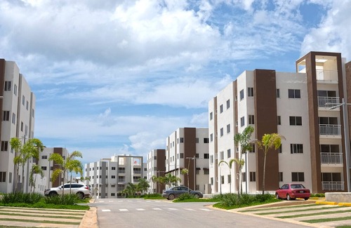 Santo Domingo Este Apartment | "lujo Urbano: Vive la Ciudad"
