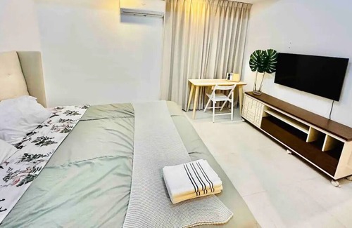 La Julia Apartment | Luxury - 1BR - Ocean & City View - Downtown - SDQ - Shared Jacuzzi