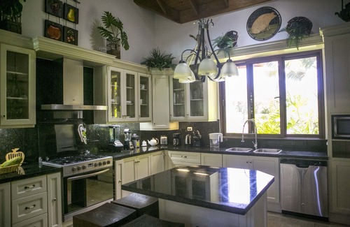 Cabarete House | Luxury 5-bedroom Villa at Sea Horse Ranch Resort