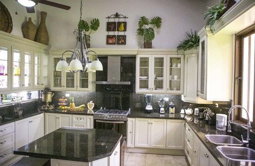 Cabarete House | Luxury 5-bedroom Villa at Sea Horse Ranch Resort