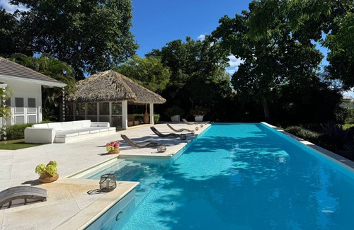 Los Lagos Villa | Luxury and Comfort in an Exclusive Paradise