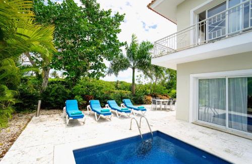 Bavaro Villa | Luxury Villa Iberosta Del Mar - 4BDR, Private Beach, Pool & Jacuzzi