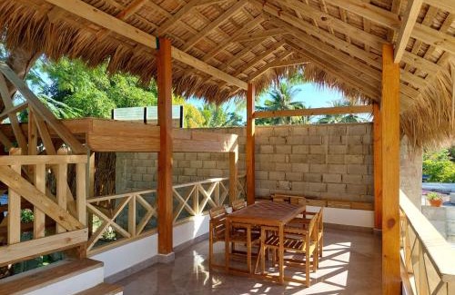 ProCab Apartment | Modern apartment with outdoorkitchen and saltwaterpool