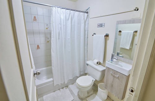 Gascue Condo | Modern Santo Domingo Condo in Heart of Gazcue