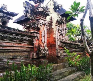 Sambahan House | Nayas House
