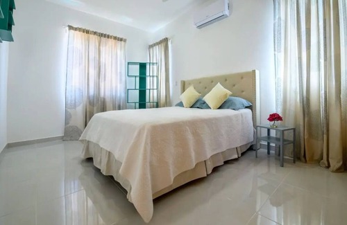 Los Maestros Villa | New Villa 3 bedrooms - 5 Minutes From Beach